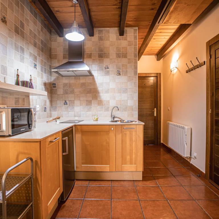 apartamentos rurales marrubiu-playa de Poo - Apartamento con balcón - 12