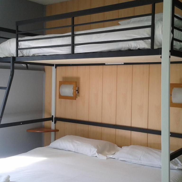 Fasthotel Carcassonne - Chambre Familiale (2 Adultes + 1 Enfant) - 1
