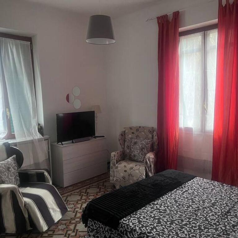 Ranieri casa vacanze - One-Bedroom House - 4