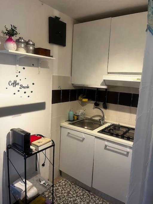 Ranieri casa vacanze - One-Bedroom House - 6