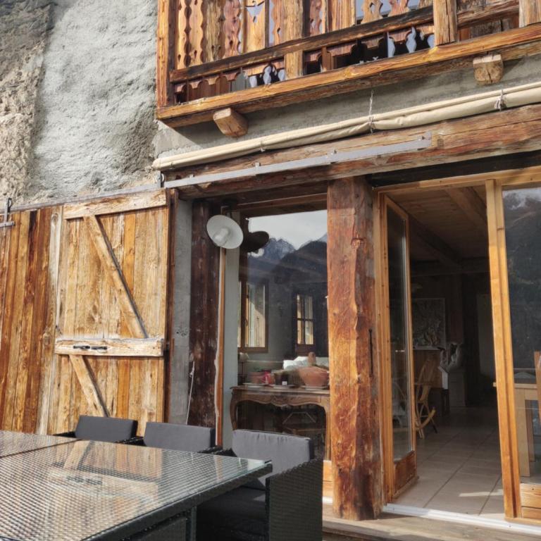 Unique à Champagny l'appartement Panoramik dans un Chalet d'Alpage avec une vue exceptionnelle - Appartement 2 Chambres - 49
