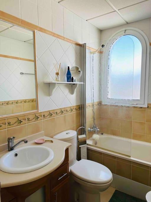 Apto con terraza y BBQ privadas Residencial Estrella de Calpe - Apartamento de 2 dormitorios - 16