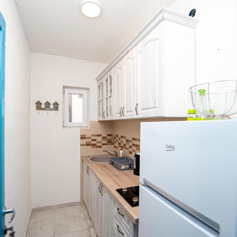 Apartments AriaSana-5m from the beach - Deluxe Studio - 4