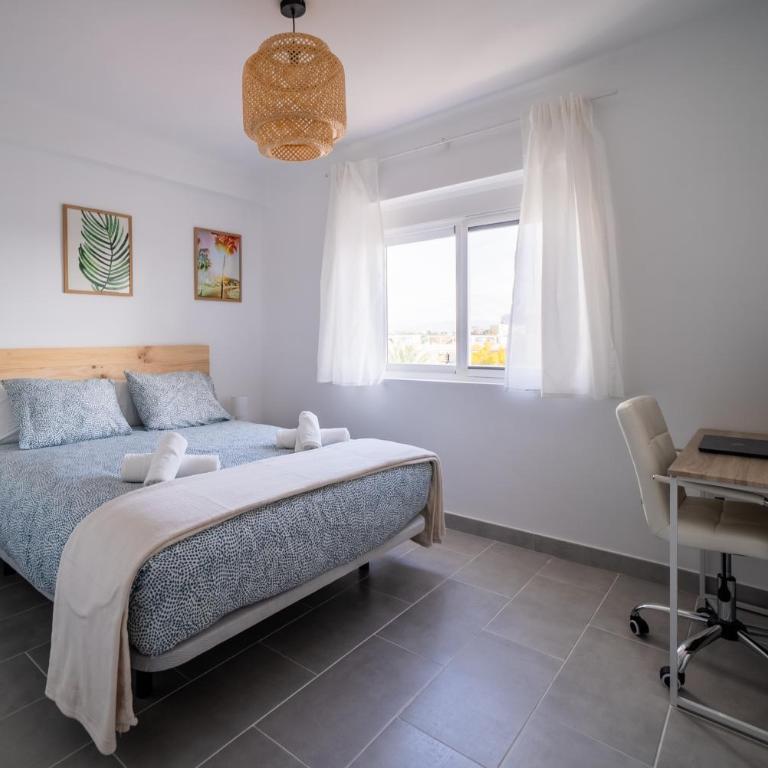 Oasis en Playamar con piscina - Apartamento con vistas al mar - 11