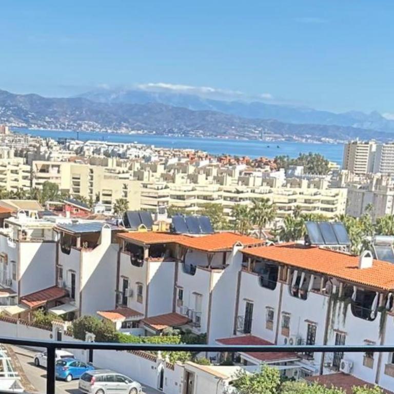Oasis en Playamar con piscina - Apartamento con vistas al mar - 18