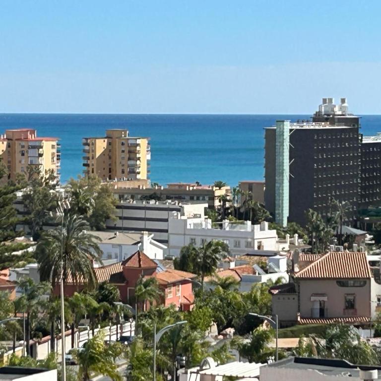Oasis en Playamar con piscina - Apartamento con vistas al mar - 2