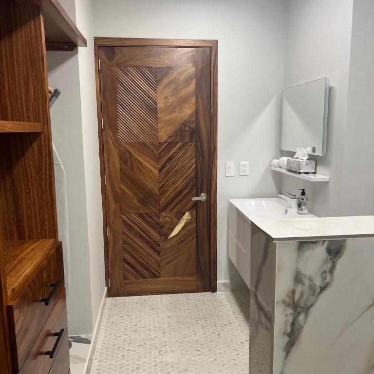 Puerto Vallarta Family Vacation Home, Beach Frontage - Apartamento - 2