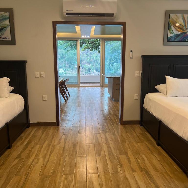 Puerto Vallarta Family Vacation Home, Beach Frontage - Apartamento - 20