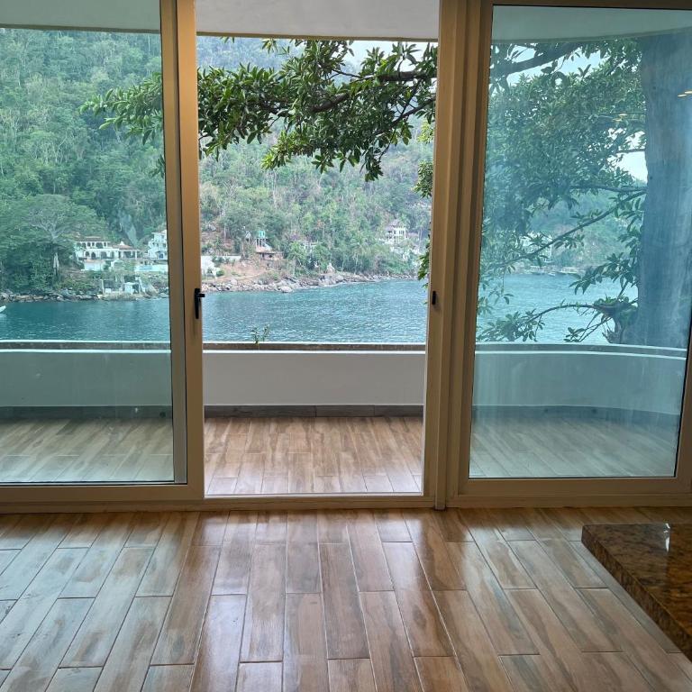 Puerto Vallarta Family Vacation Home, Beach Frontage - Apartamento - 32