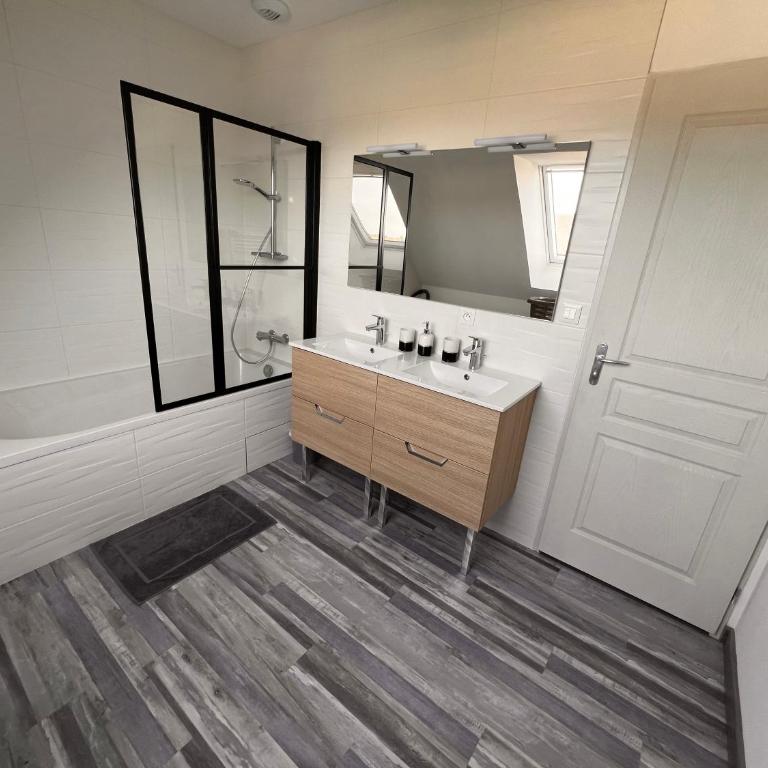 Maison chaleureuse tout confort - Maison 4 Chambres - 27