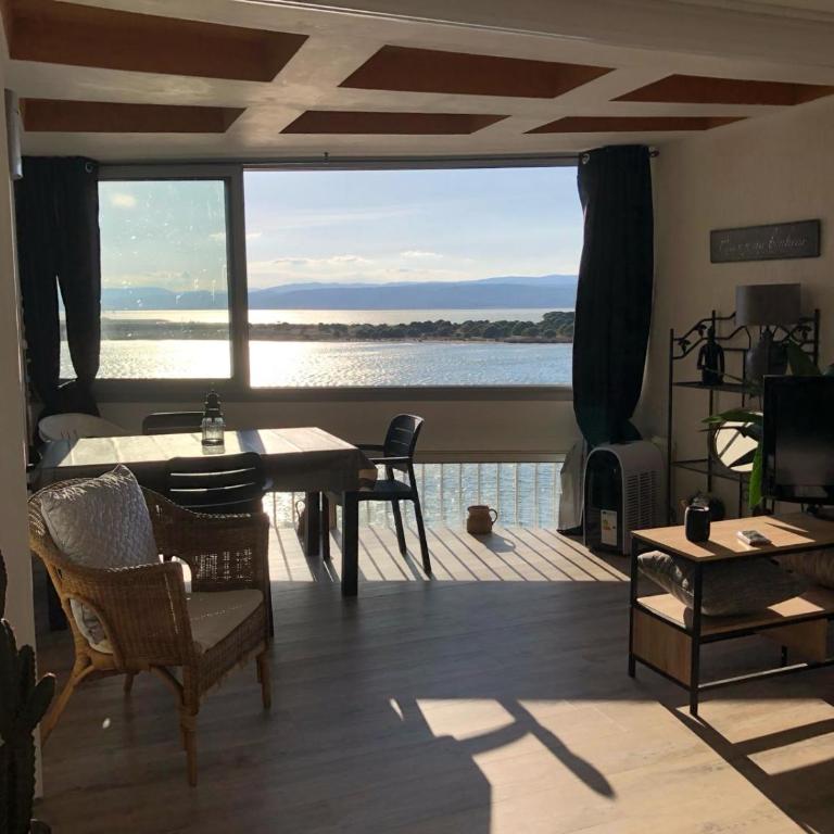 Unique appartement standing 70m2 !entre lagune port animé et à 2mn de la plage - Appartement 2 Chambres - 8