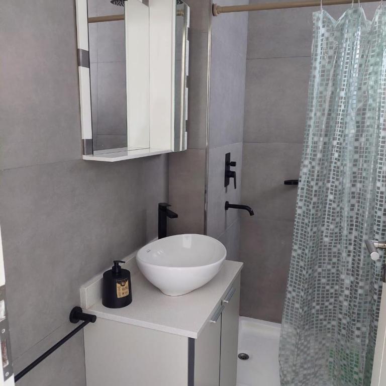 Depto Sofía en Primera Junta, zona centro - One-Bedroom Apartment - 9