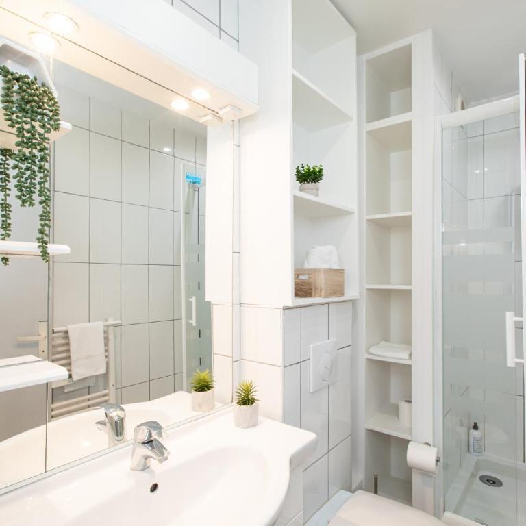 Nouveau - Le CityScape - Petite Venise - Appartement avec Balcon - 17