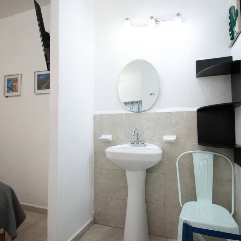Isla Venados Habitaciones Vacacionales - Habitación Doble con baño privado - 4