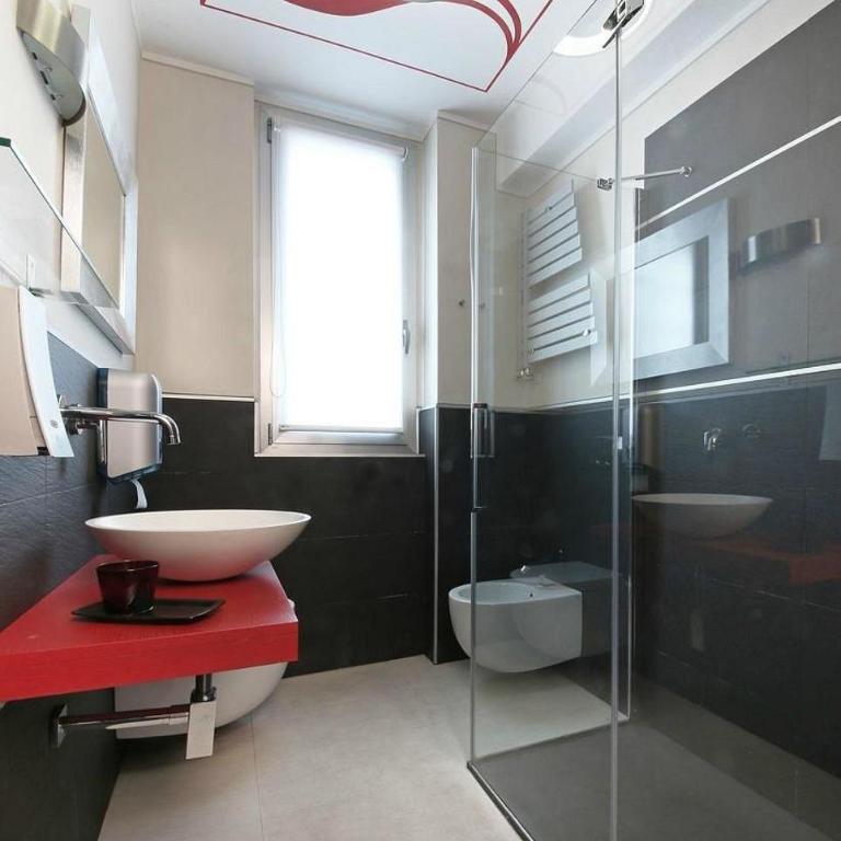 Happy Hotel Atelier Gardone Vittoriale - Camera Tripla Superior - 4