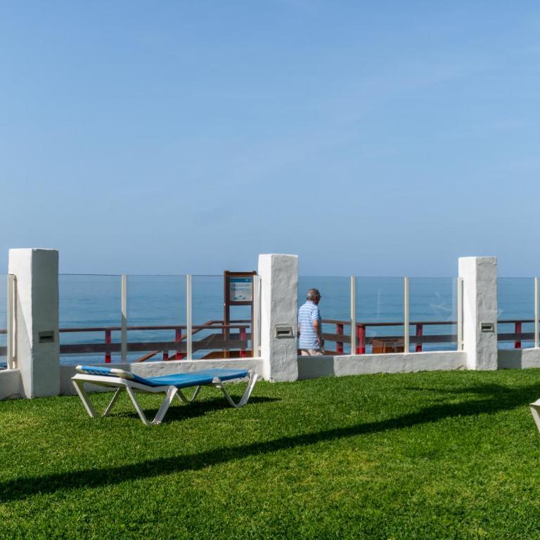 Cozy beachfront 2BR with Terrace, Pool and Garage - Apartamento de 2 dormitorios - 23
