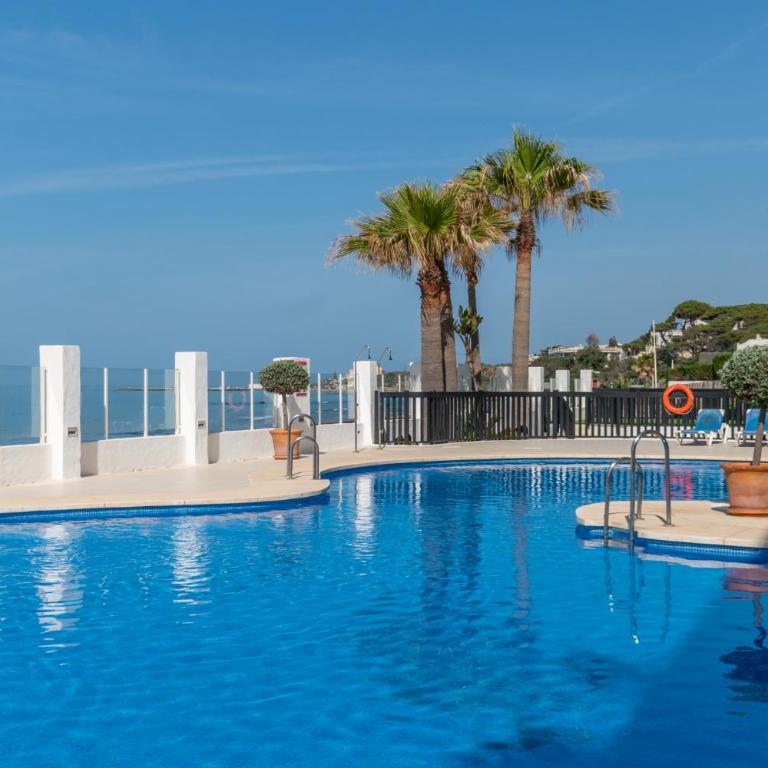 Cozy beachfront 2BR with Terrace, Pool and Garage - Apartamento de 2 dormitorios - 29