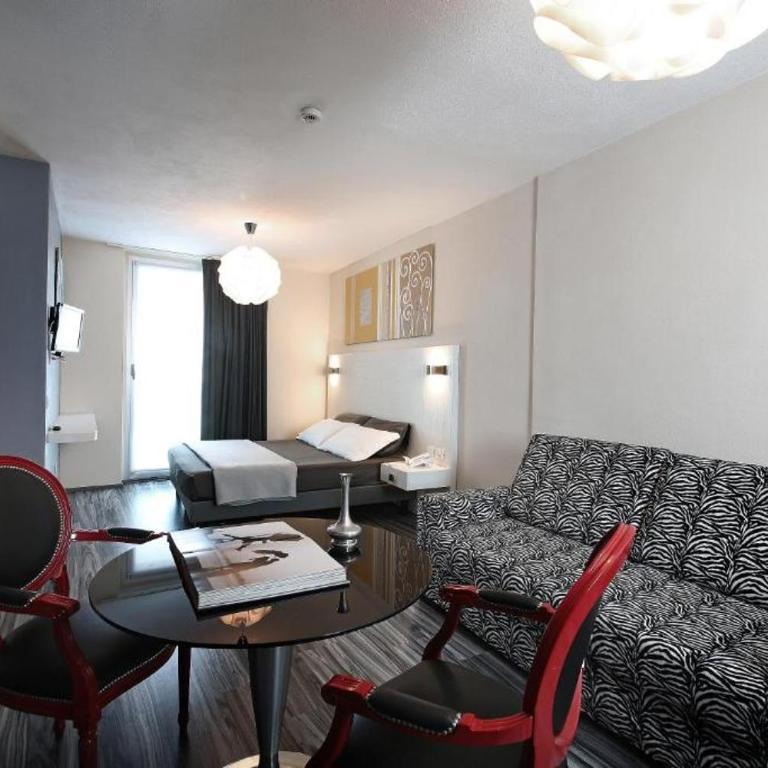Happy Hotel Atelier Gardone Vittoriale - Junior Suite Familiare - 4