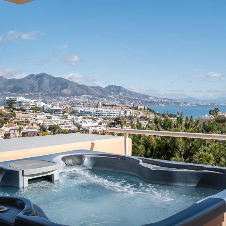 Malibu Mansions by the beach by ALFRESCO STAYS - Apartamento con vistas al mar - 1