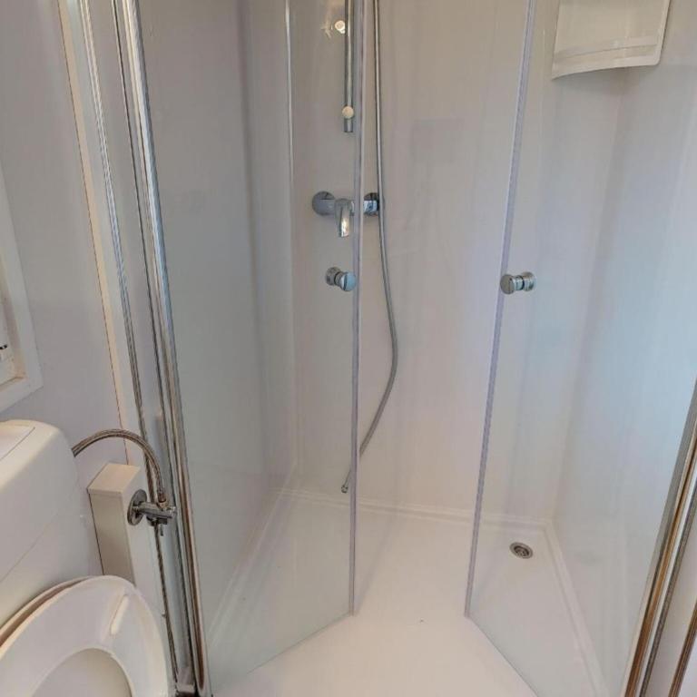 Mobile Home in Bodensdorf by Lake Ossiach - Mobilheim mit 2 Schlafzimmern - 24