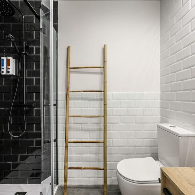 Luxe apartments Madrid Rio by RentitUP - One-Bedroom Apartment - 15