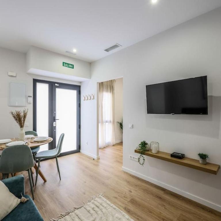 Luxe apartments Madrid Rio by RentitUP - One-Bedroom Apartment - 17