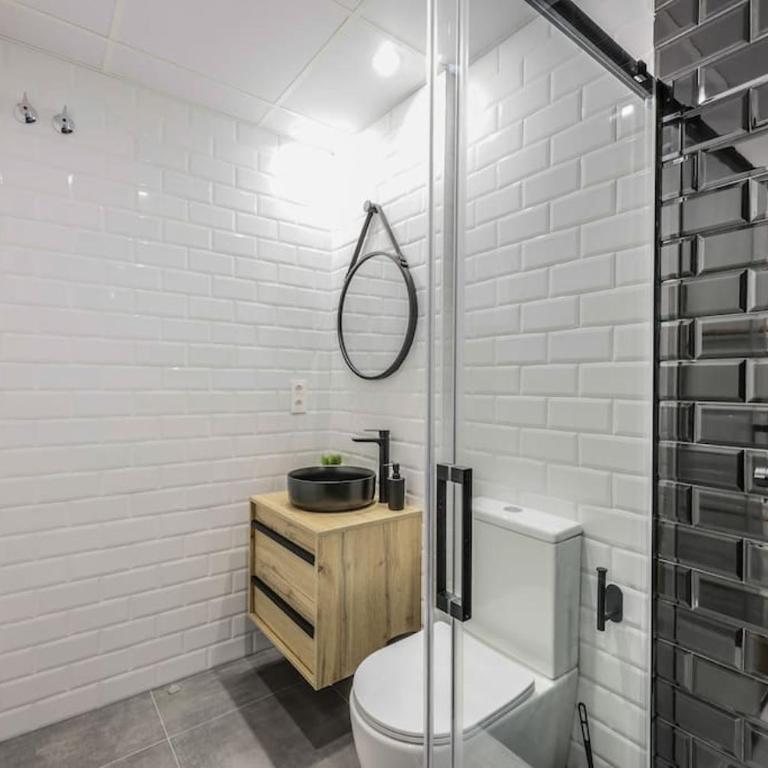 Luxe apartments Madrid Rio by RentitUP - One-Bedroom Apartment - 21