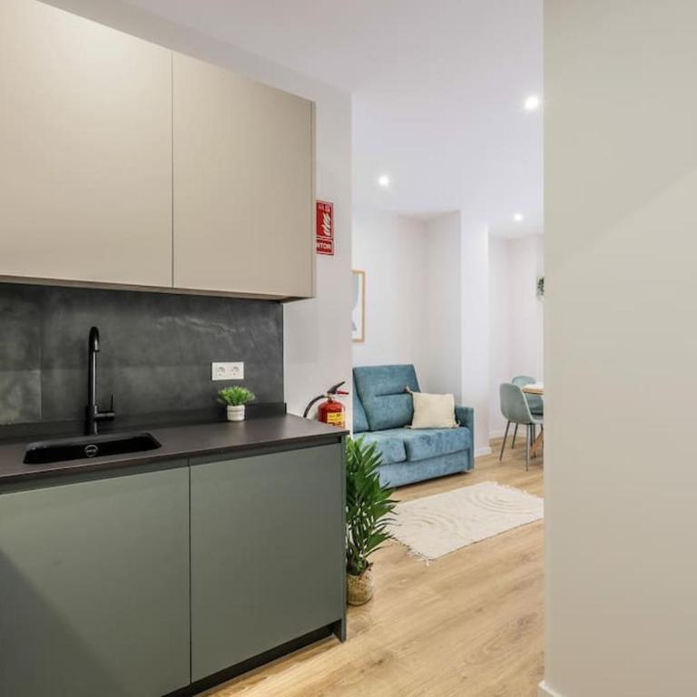 Luxe apartments Madrid Rio by RentitUP - One-Bedroom Apartment - 24