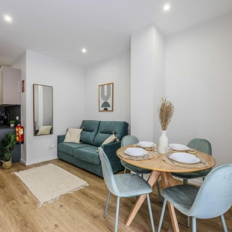 Luxe apartments Madrid Rio by RentitUP - One-Bedroom Apartment - 28