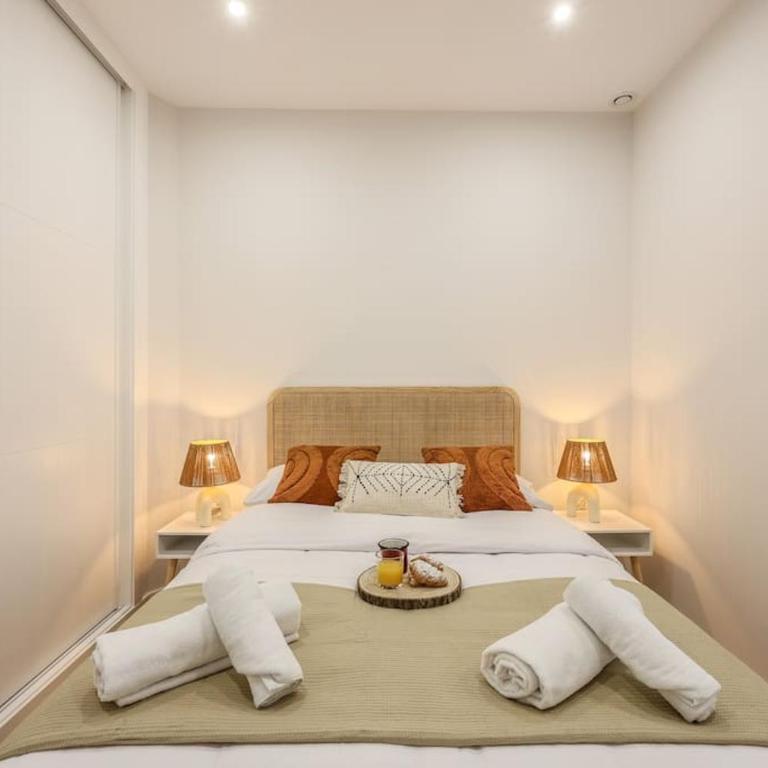 Luxe apartments Madrid Rio by RentitUP - One-Bedroom Apartment - 7