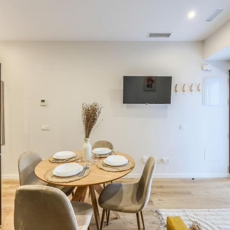 Luxe apartments Madrid Rio by RentitUP - One-Bedroom Apartment - 19
