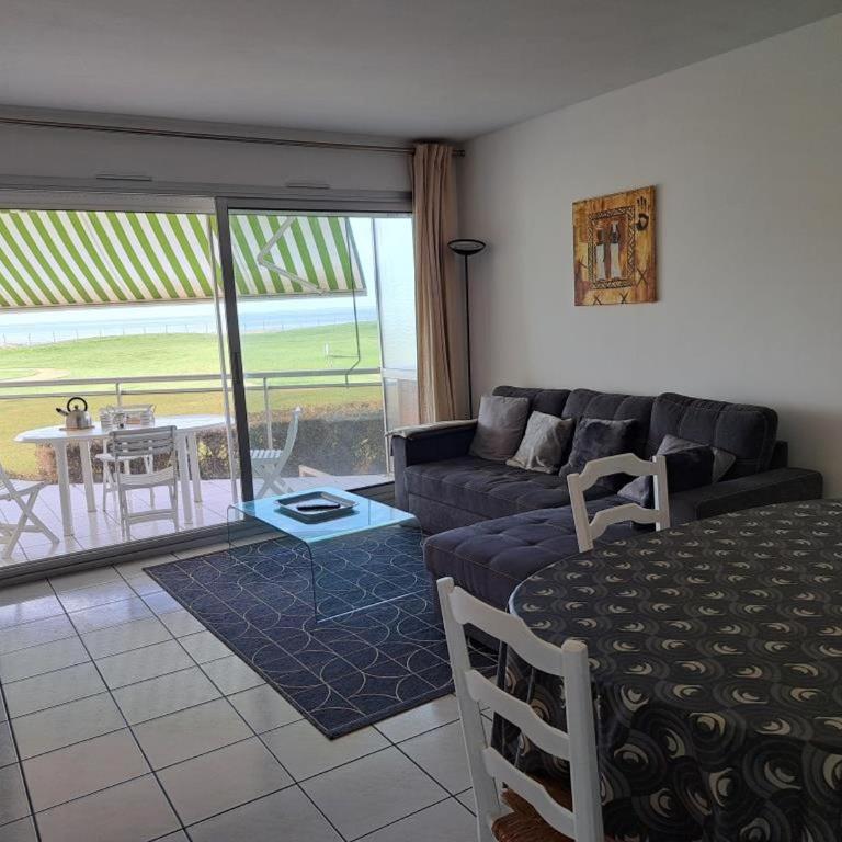 Appartement duplex face mer avec piscine, quartier Golf, 2 chambres, 2 salles d'eau, parking privé - FR-1-323-513 - Apartment - 11