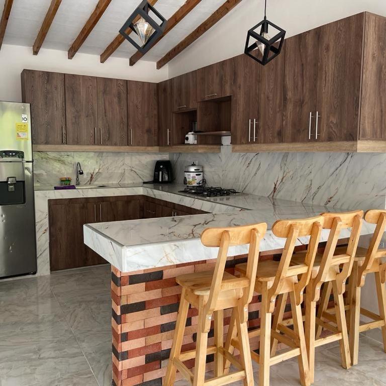 Cómoda casa con espectacular vista a la piedra y embalse - Apartamento de 3 dormitorios - 18
