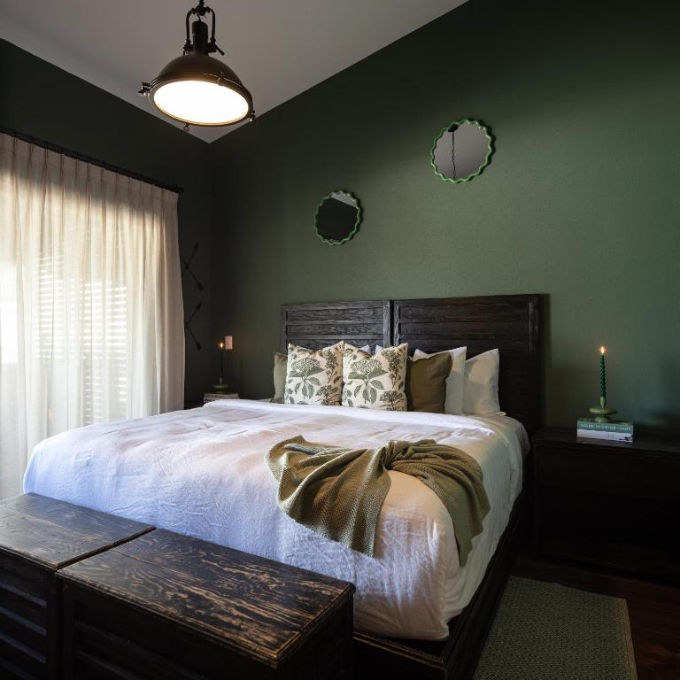 Private Jacuzzi & Pool, Elegant La Escondida 5BR - Casa - 8