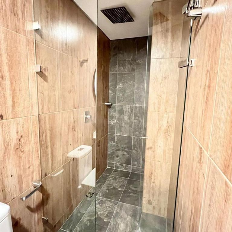 Luxurious & Rustic Medellín Apt - up to 10 people - Apartamento de 3 dormitorios - 11