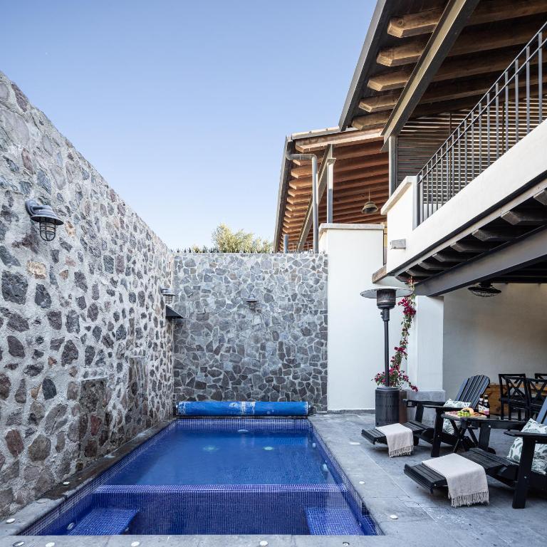Private Jacuzzi & Pool, Elegant La Escondida 5BR - Casa - 40
