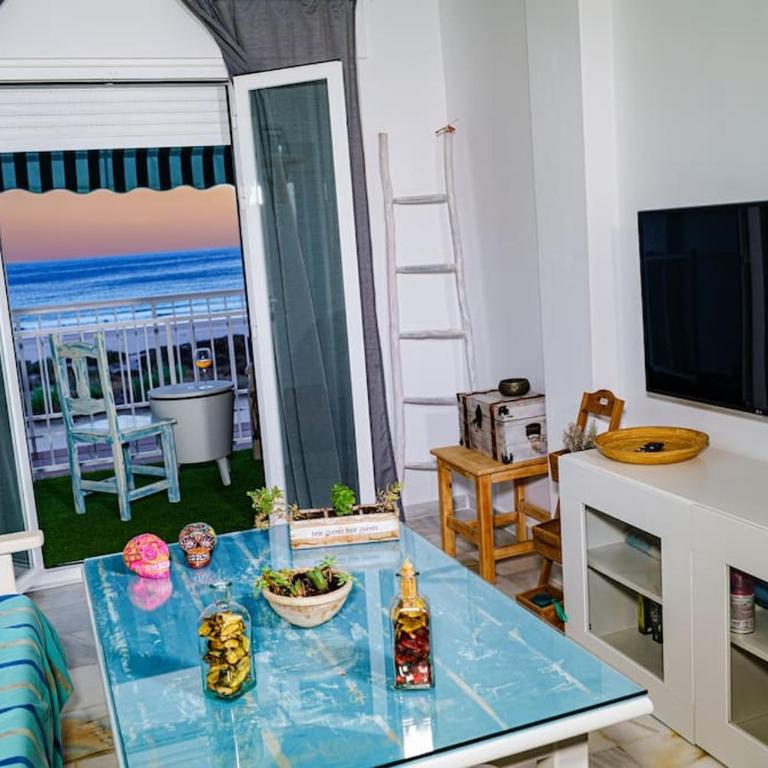 Apartamento con inmejorables vistas de la Barrosa - Apartamento de 2 dormitorios - 1