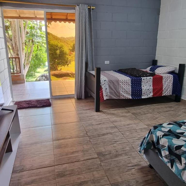 Cabaña rodeada de naturaleza - Casa de 3 dormitorios - 2