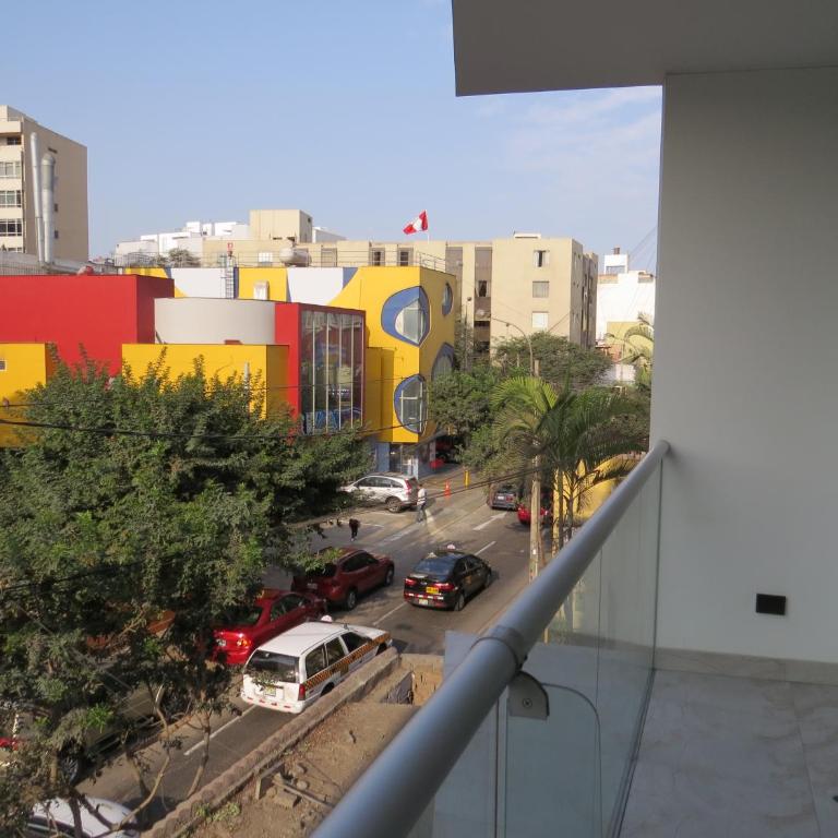 Spacious Apartment in Miraflores - Apartamento con balcón - 21