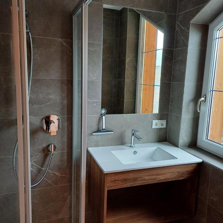 Ferienwohnung Gundolf Christine - Apartment mit 2 Schlafzimmern - 1