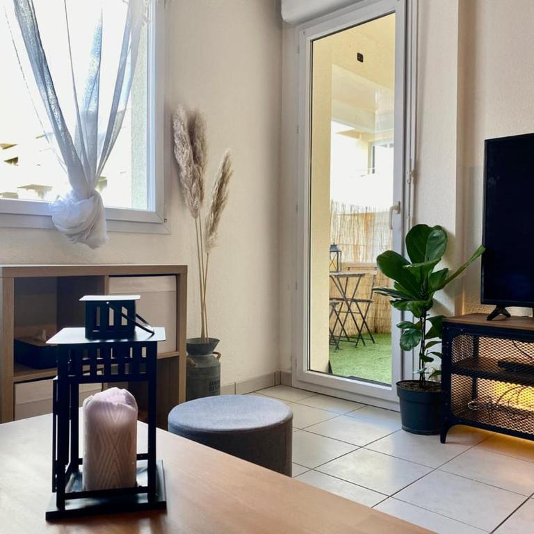 La Coquille: bright, cozy, 3 min from Parc Expo - Appartement 2 Chambres - 14