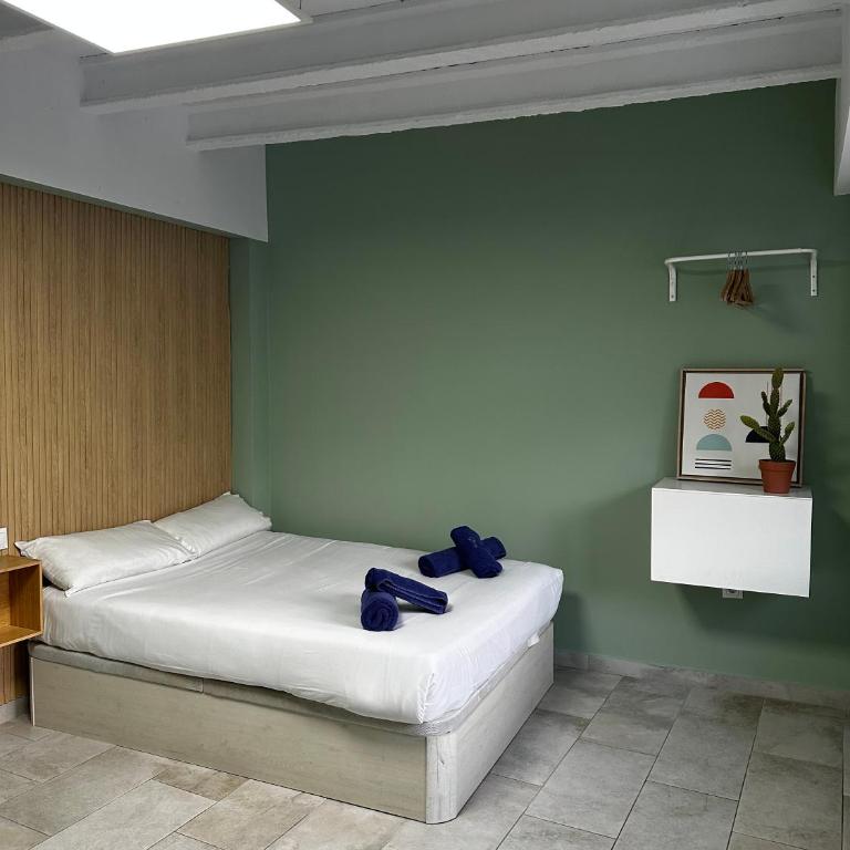 Lovely studio apartment Malaga center - One-Bedroom Apartment - 2