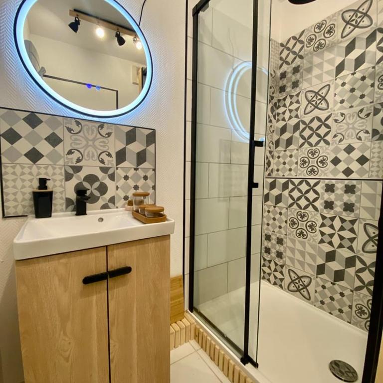La Coquille: bright, cozy, 3 min from Parc Expo - Appartement 2 Chambres - 24