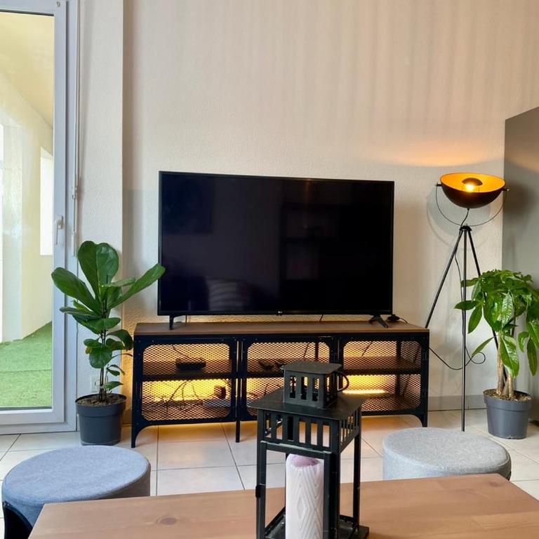 La Coquille: bright, cozy, 3 min from Parc Expo - Appartement 2 Chambres - 13