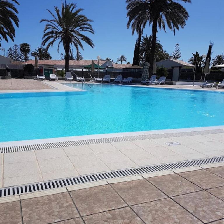 BuzzStays: 1-Bed Bungalow, Garden, Near Yumbo & Beach - Apartamento de 1 dormitorio - 24