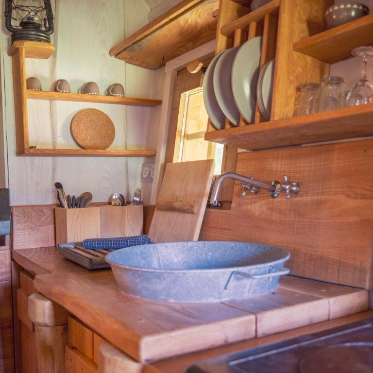 Valsoyo - Far North Cabin - 11