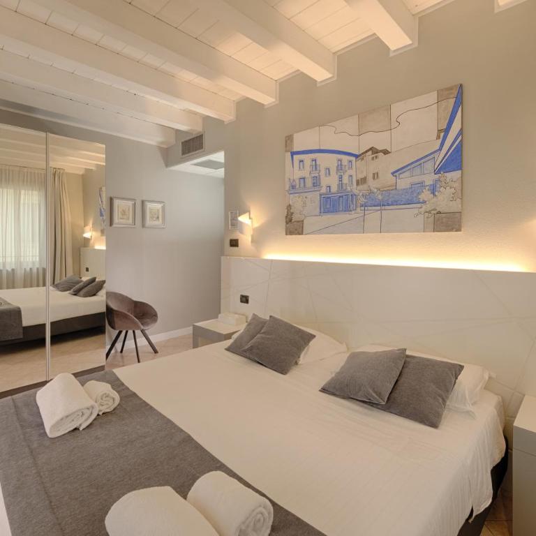 Hotel Fontana Verona - Camera Matrimoniale/Doppia con Letti Singoli con Letto Supplementare - 6