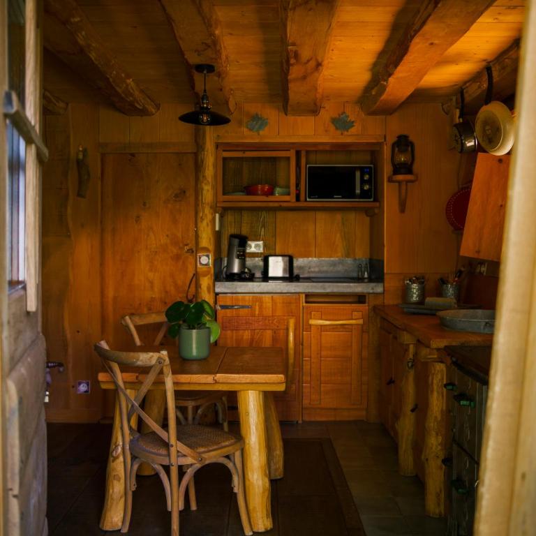 Valsoyo - Trapper Cabin - 2
