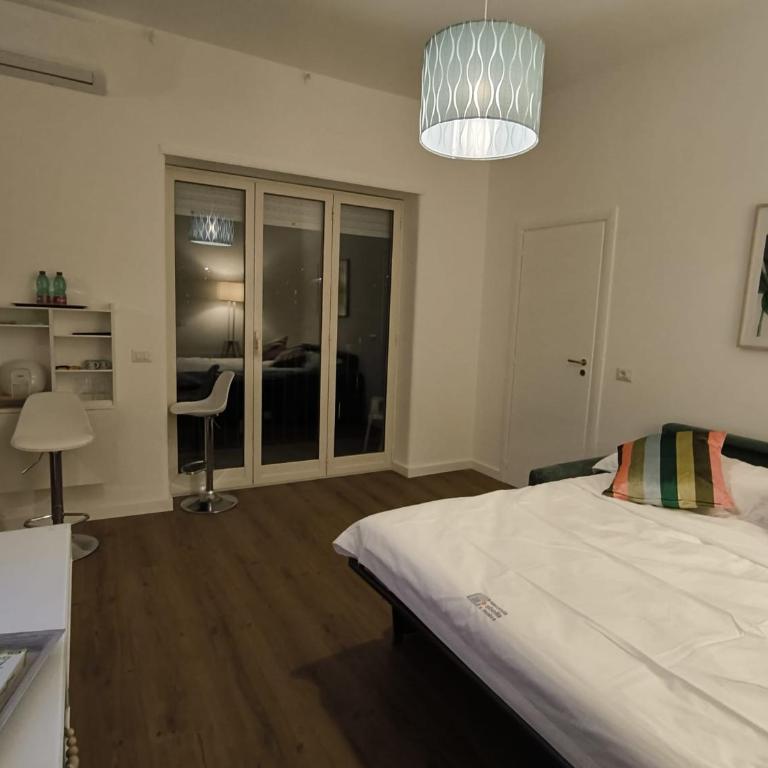 Seconda Stella a Destra - Camera Familiare con Bagno Privato - 34