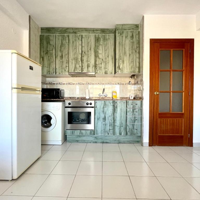 Costa Daurada Apartaments - LA SIRENA - One-Bedroom Apartment - 4